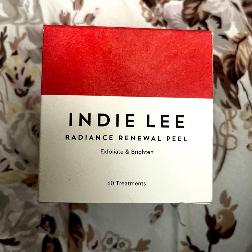 NEW Indie Lee Radiance Renewal Peel